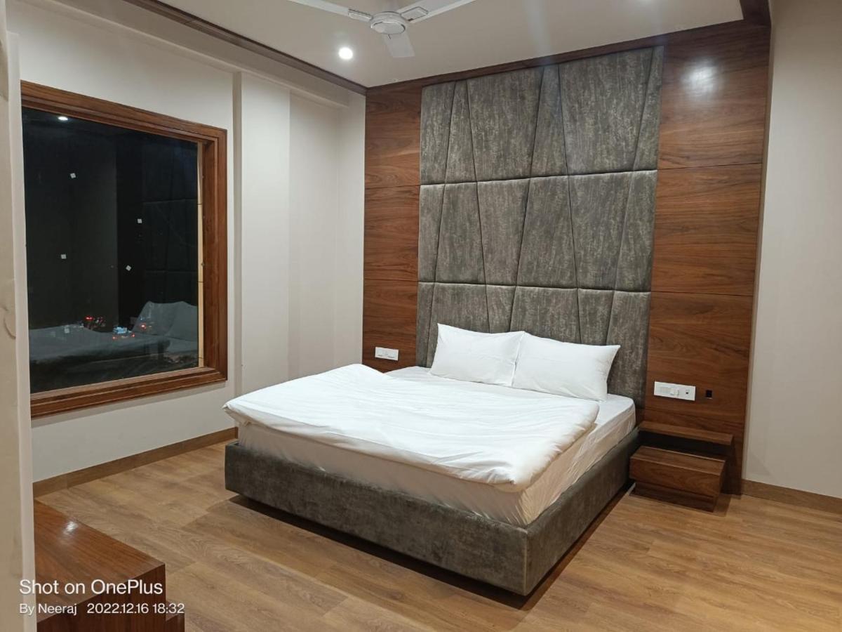Hotel Endora Патіала Екстер'єр фото